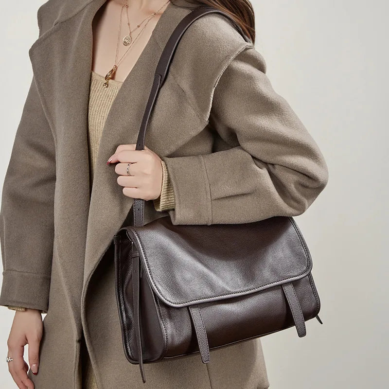 Top layer calf leather bag, niche retro backpack, tote, commuting, loose leather single shoulder crossbody hand-held mailman bag